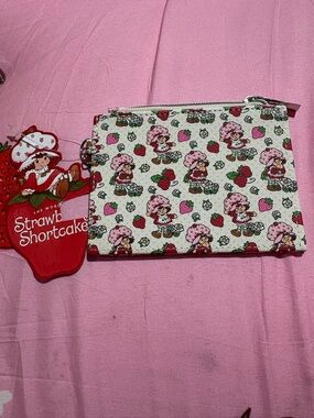 Strawberry Shortcake White & Pink Zip Wristlet Pouch